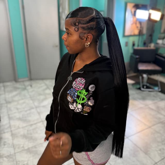 Ponytail package at TheStylistBeeeEffect in Rialto, CA